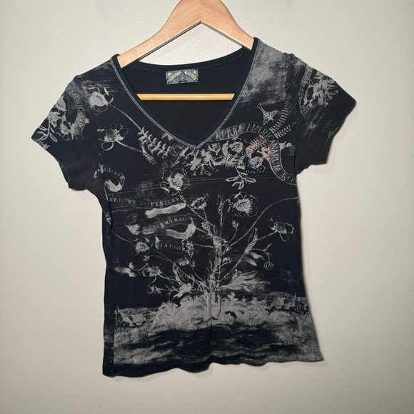 Vintage Y2K v neck tee shirt glam M punk goth botanical - Picture 2 of 6